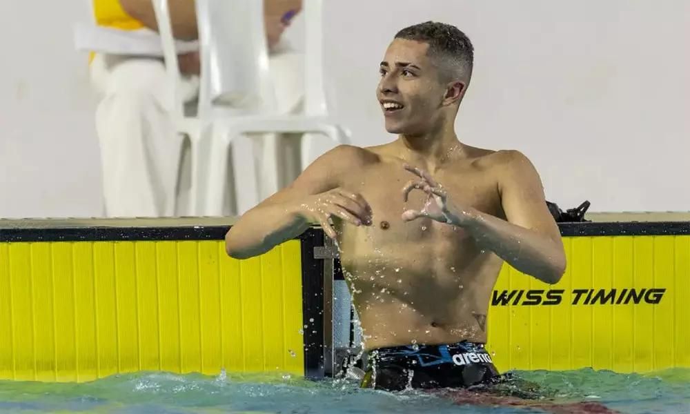 Виктор дос Сантос Алмейда на тренировке